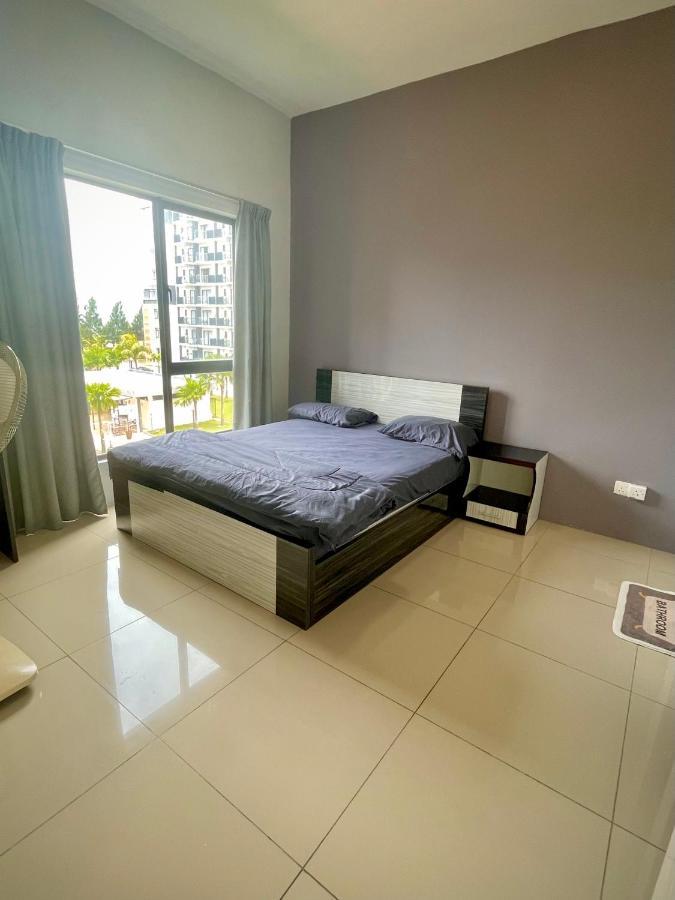 Sea View Water Theme Park At Swiss Garden Residence - 2 Bedroom Apartment Kuantan Exterior photo